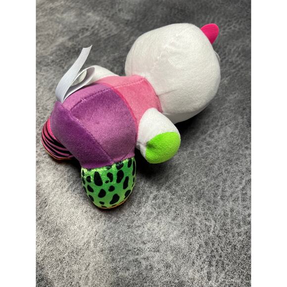 Funko Five Nights at Freddys Rockstar Chica - Picture 5 of 5